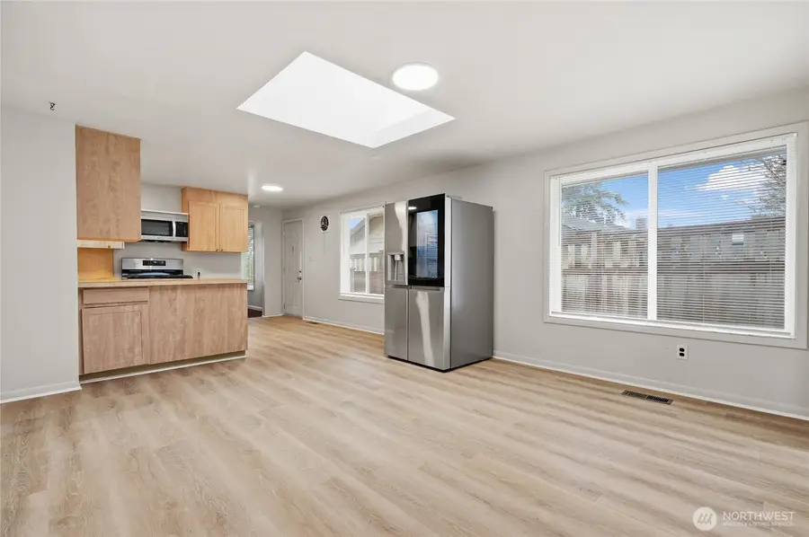 7942 15th Avenue Sw, Seattle, WA 98106 - #3