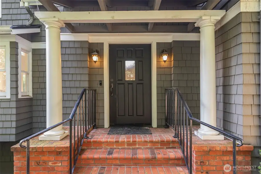 7626 NE 8th Street, Medina, WA 98039 - #3