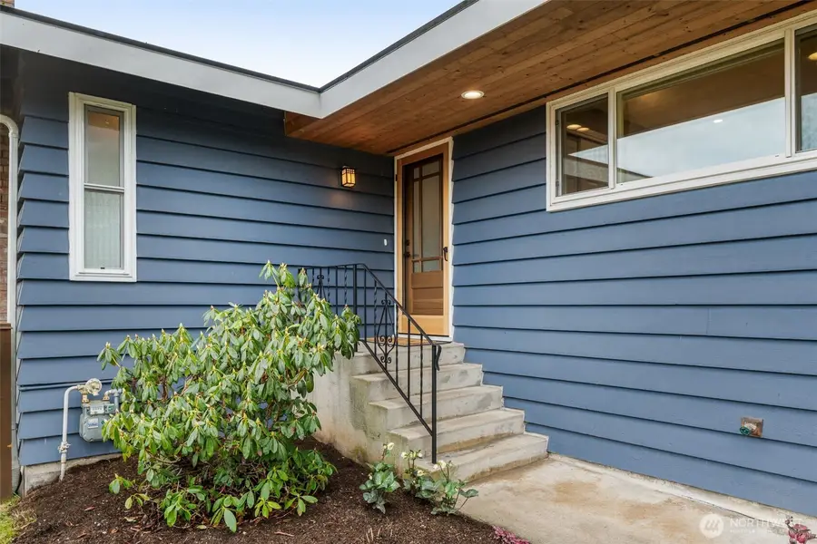 19870 47th Avenue Ne, Lake Forest Park, WA 98155 - #3