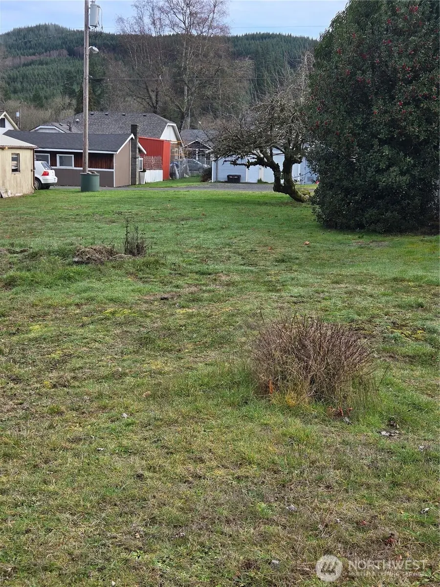 404 Taylor St #11, Ryderwood, WA 98581 - Image #3