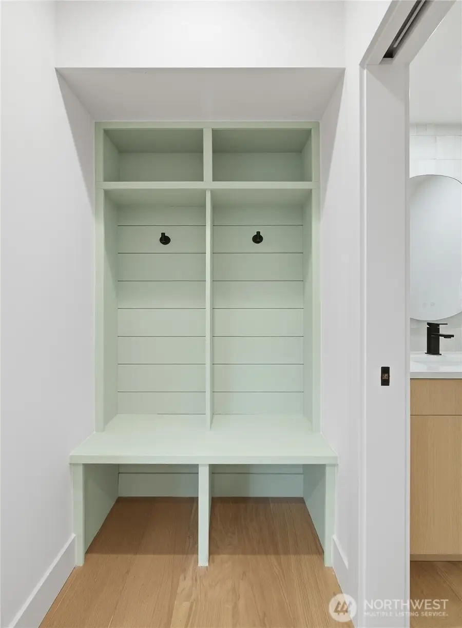 6547 11th Avenue Nw #B, Seattle, WA 98117 - Image #3