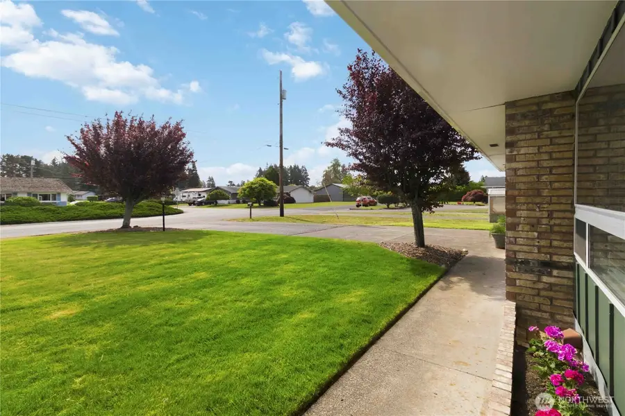 1209 Fieldcrest Avenue, Centralia, WA 98531 - #3