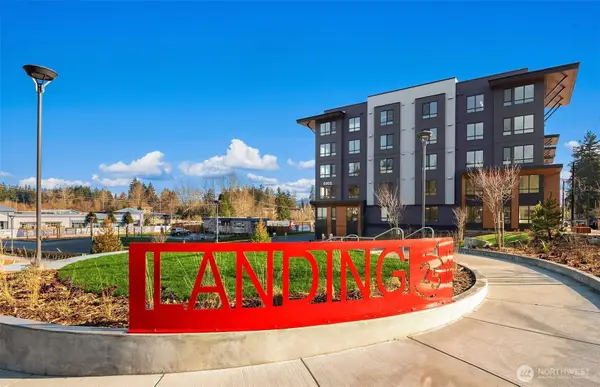 6949 NE 184th Lane #303, Kenmore, WA 98028