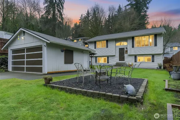 60 NE Lorrain Court, Belfair, WA 98528