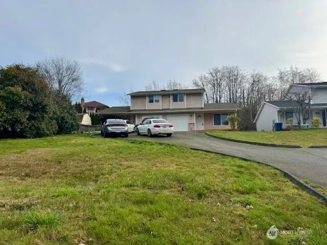 5525 67th Avenue Ne #A & B, Marysville, WA 98270 - #3