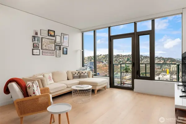 2510 6th Avenue #1401, Seattle, WA 98121