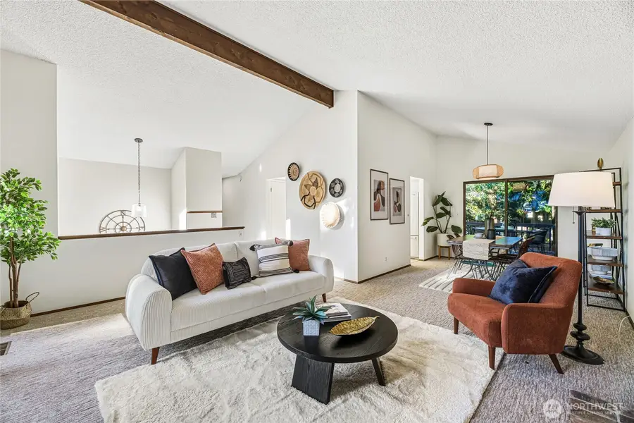 10027 169th Avenue Ne, Redmond, WA 98052 - Image #2