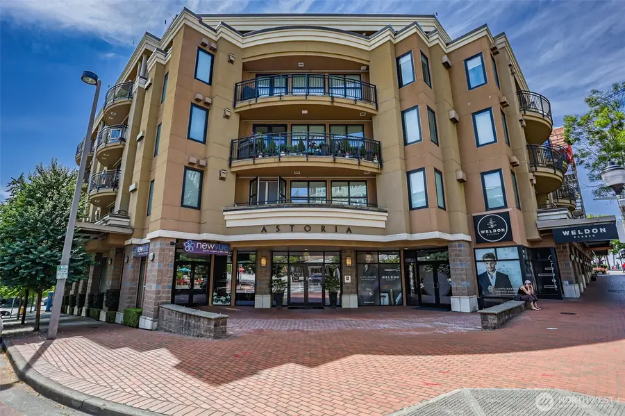 10047 Main Street #206, Bellevue, WA 98004 - #2