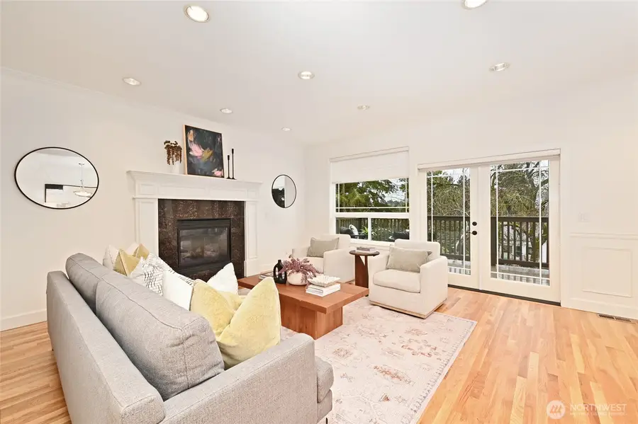 2531 30th Avenue W, Seattle, WA 98199 - Image #3