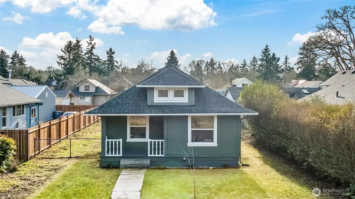 504 Dupont Avenue, Dupont, WA 98327 - #1