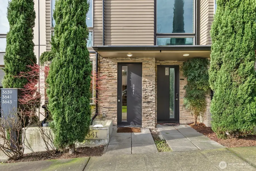 3641 Dayton Avenue N, Seattle, WA 98103 - Image #2