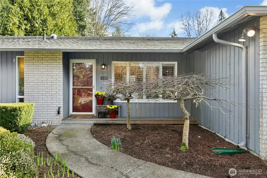 11420 110th Avenue Ne, Kirkland, WA 98033 - Image #2