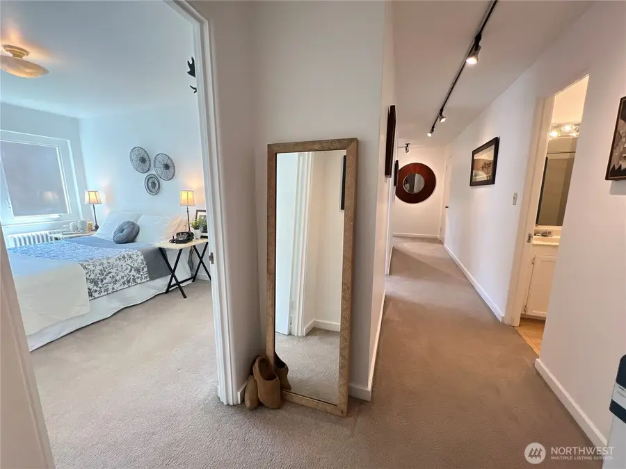 1800 Taylor Avenue N #406, Seattle, WA 98109 - #2