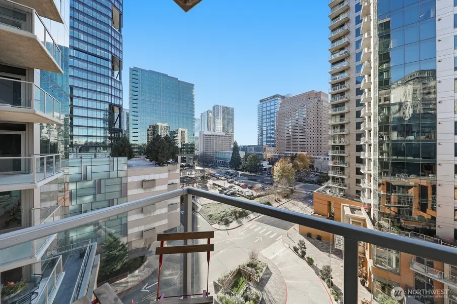 10650 NE 9th Place #923, Bellevue, WA 98004 - #2