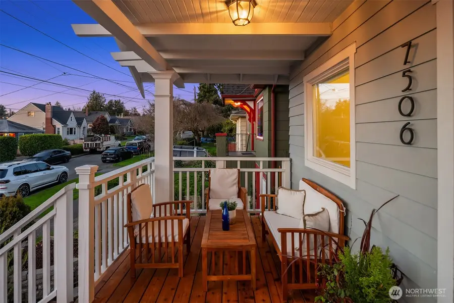 7506 16th Avenue Nw, Seattle, WA 98117 - Image #3