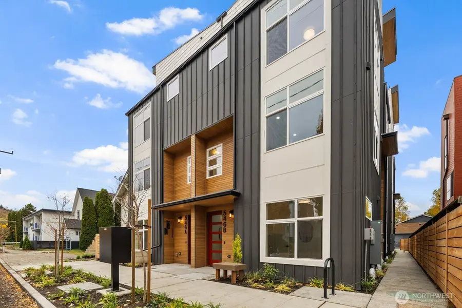 548 S Cloverdale Street #A, Seattle, WA 98108 - Image #2