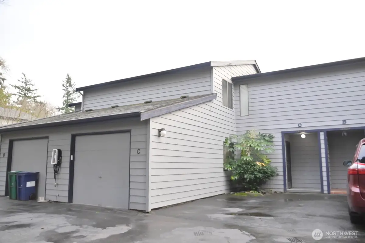 15624 8th Avenue Sw #c, Burien, WA 98166 - Image #1