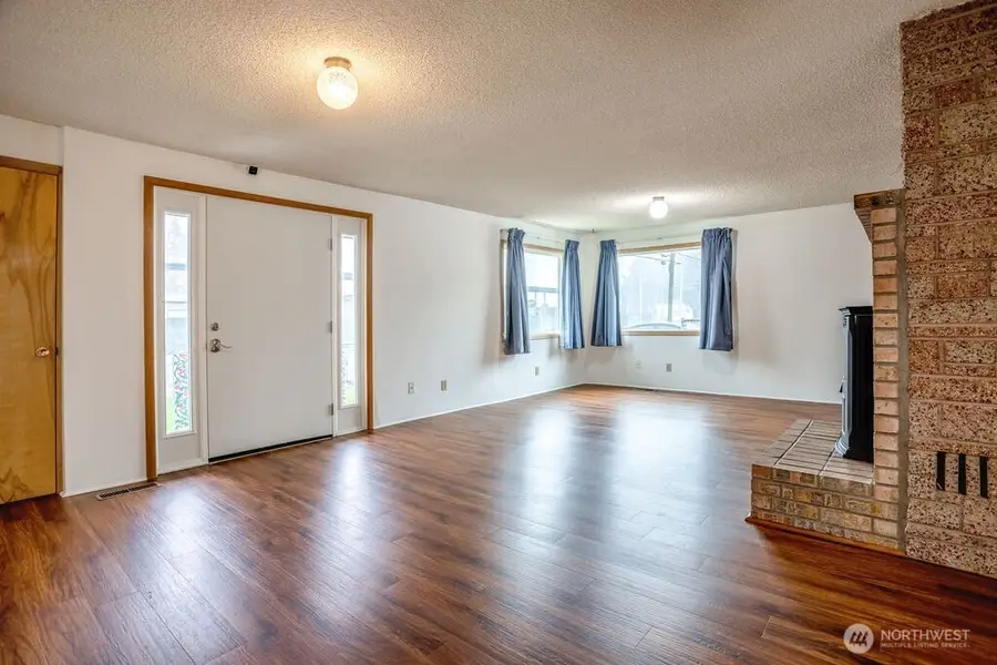 2209 42nd Avenue, Longview, WA 98632 - #2