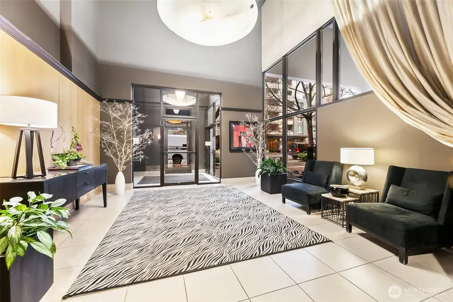 2621 2nd Avenue #1002, Seattle, WA 98121 - Image #3