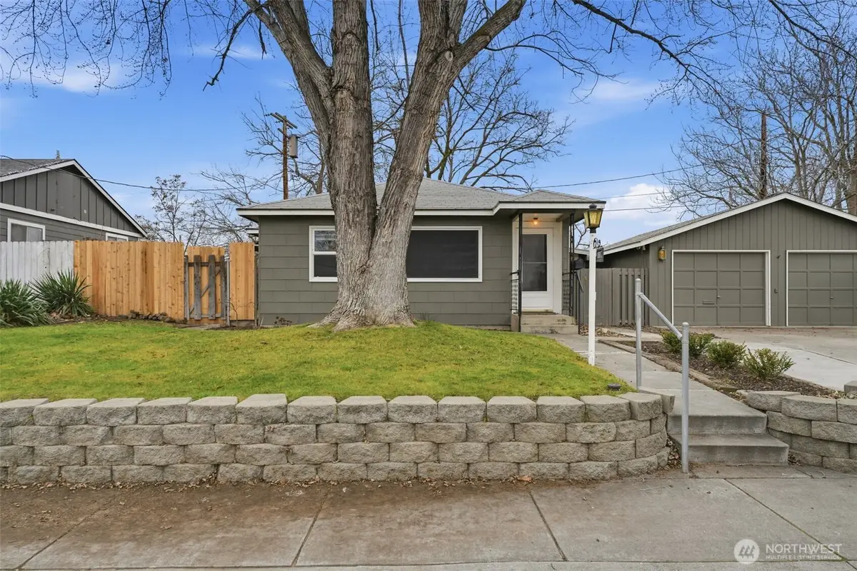 1017 Smith Avenue, Richland, WA 99354 - #1