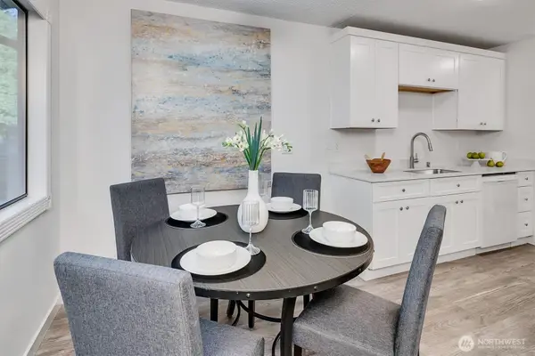 14132 74th Place Ne #16-D, Kirkland, WA 98034