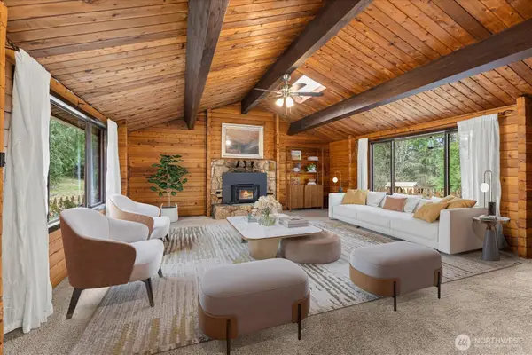 86 N Camano Ridge Road, Camano Island, WA 98282