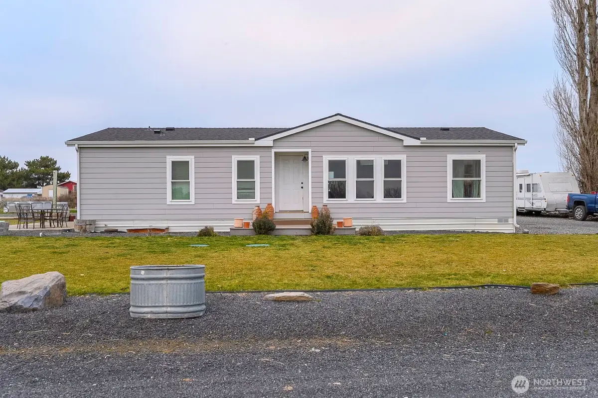 10264 Dune Lake Loop Se, Moses Lake, WA 98837 - Image #1