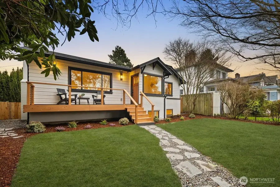 2314 46th Avenue Sw, Seattle, WA 98116 - #2