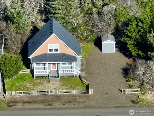 934 Wawona Avenue Se, Ocean Shores, WA 98569