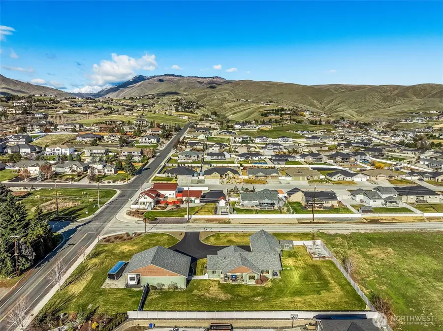 825 American Fruit Road, Wenatchee, WA 98801 - #3
