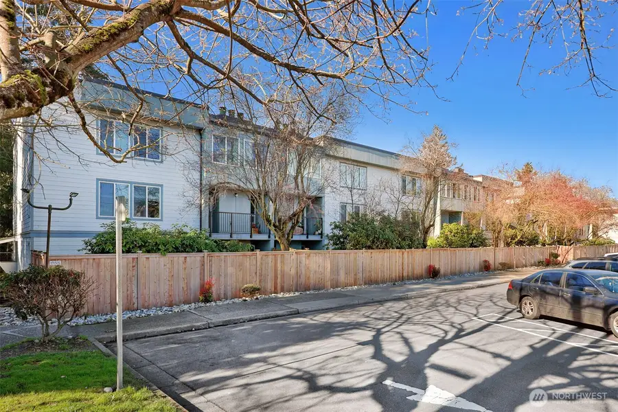 13717 Linden Ave N #204, Seattle, WA 98133 - #2