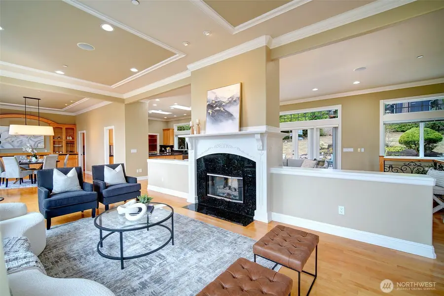 6145 93rd Avenue Se, Mercer Island, WA 98040 - #3