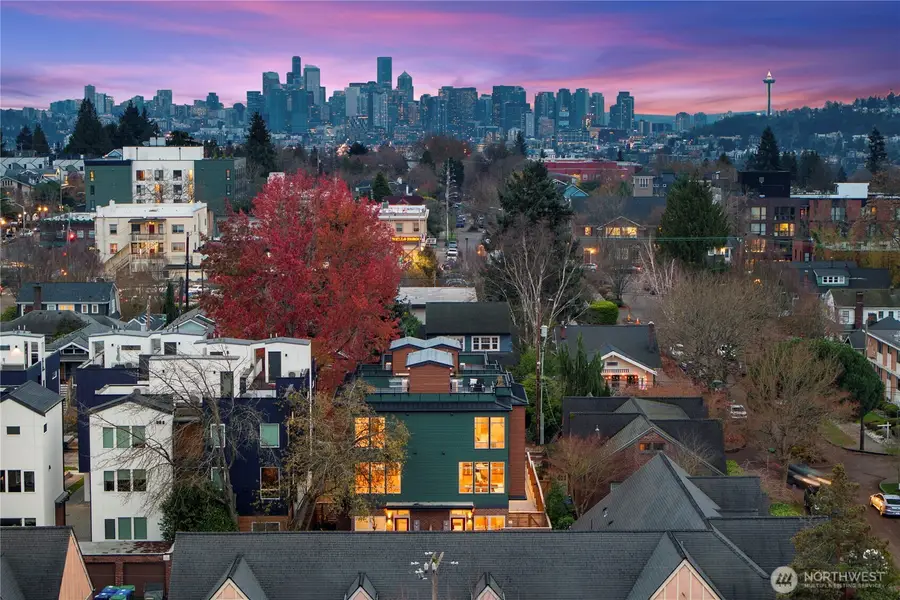 1706 N 47th Street, Seattle, WA 98103 - Image #2