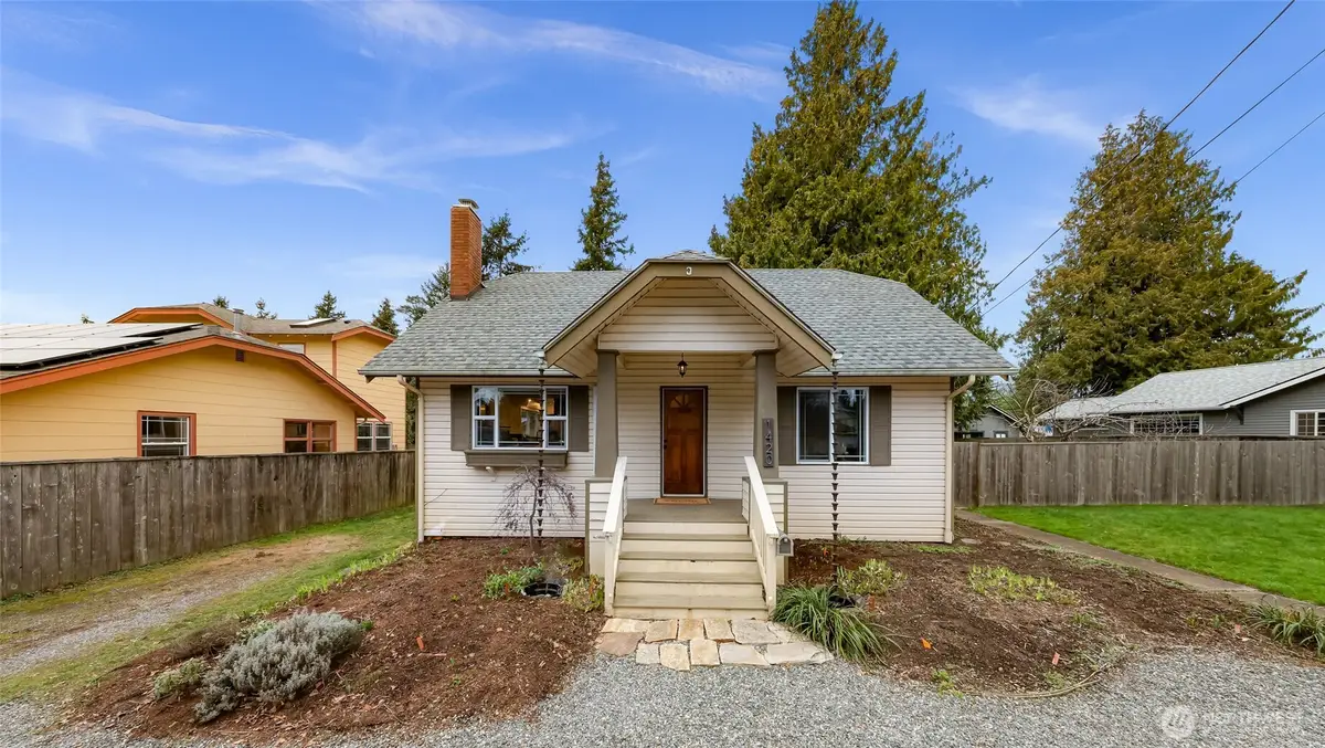 1420 E Maplewood Avenue, Bellingham, WA 98225 - #1