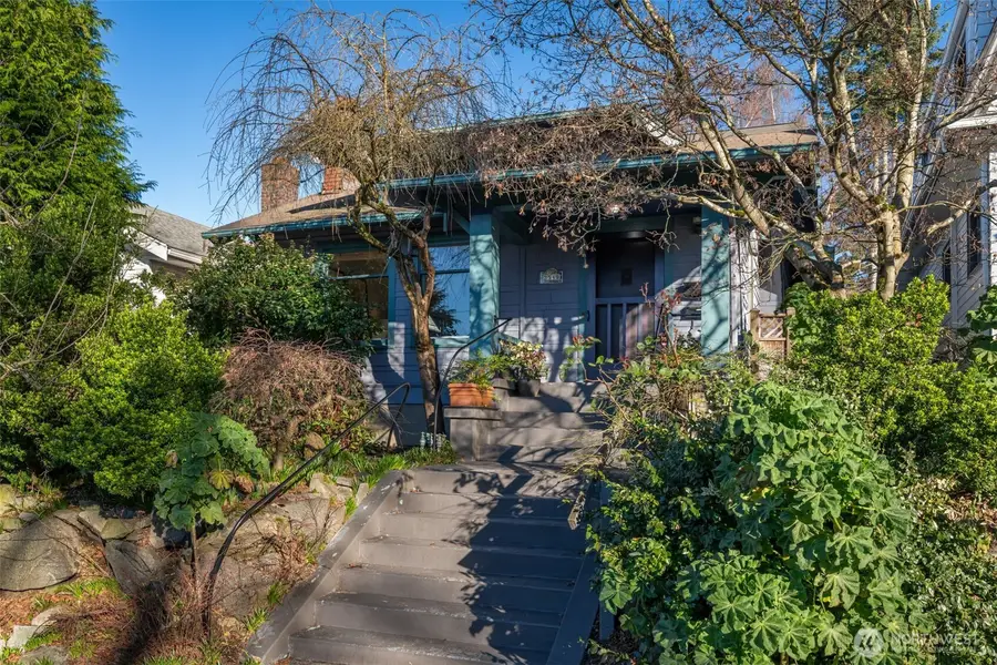 2540 1st Avenue W, Seattle, WA 98119 - #2