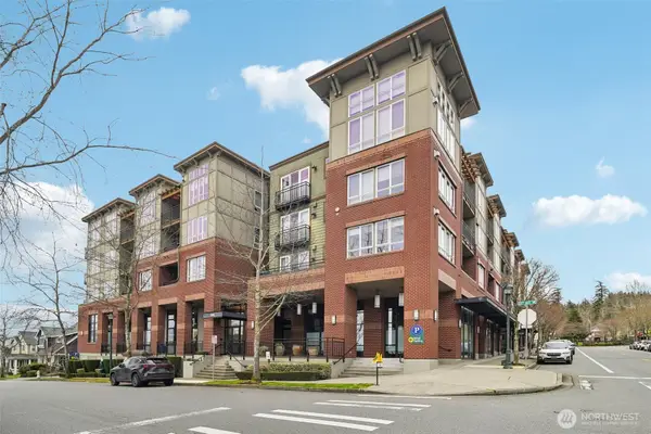 1886 25th Avenue Ne #101, Issaquah, WA 98029