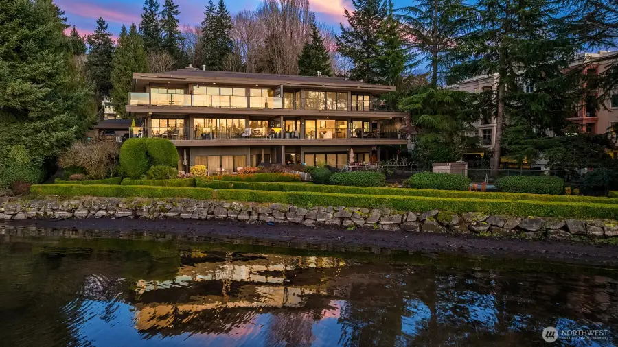 4437 Lake Washington Boulevard Ne #202, Kirkland, WA 98033 - Image #2