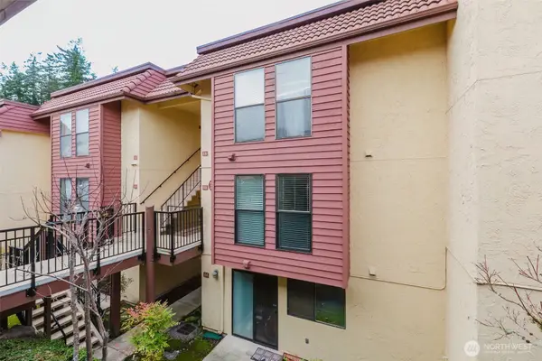 1775 W Sunn Fjord Lane #A-10, Bremerton, WA 98312