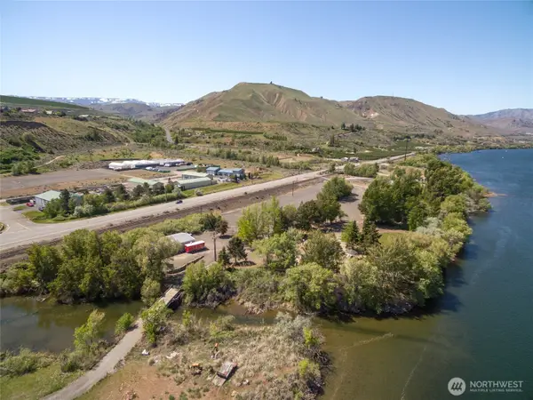 2120 Malaga Alcoa Highway, Wenatchee, WA 98828