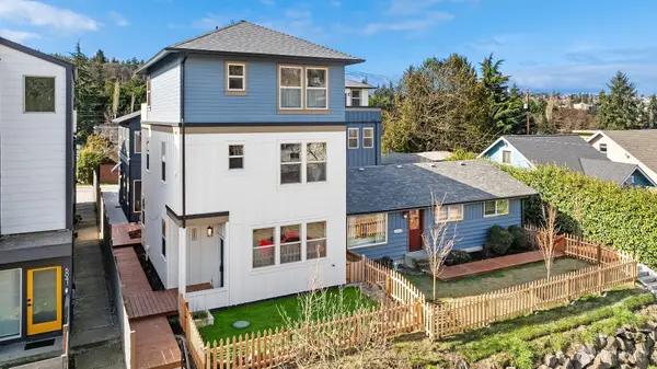 5037 25th Avenue Sw, Seattle, WA 98106