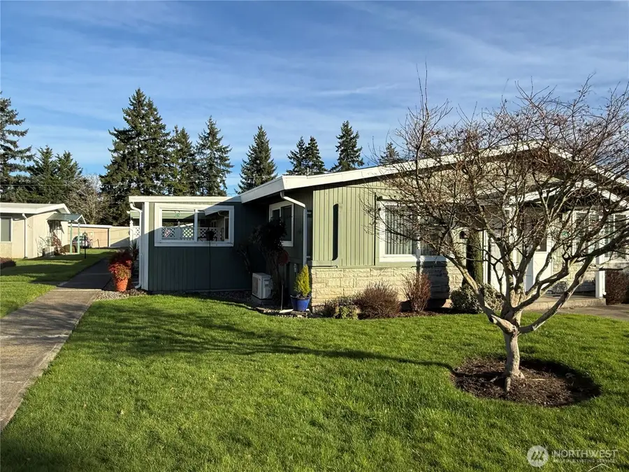 329 7th Street Se #1, Puyallup, WA 98371 - #2