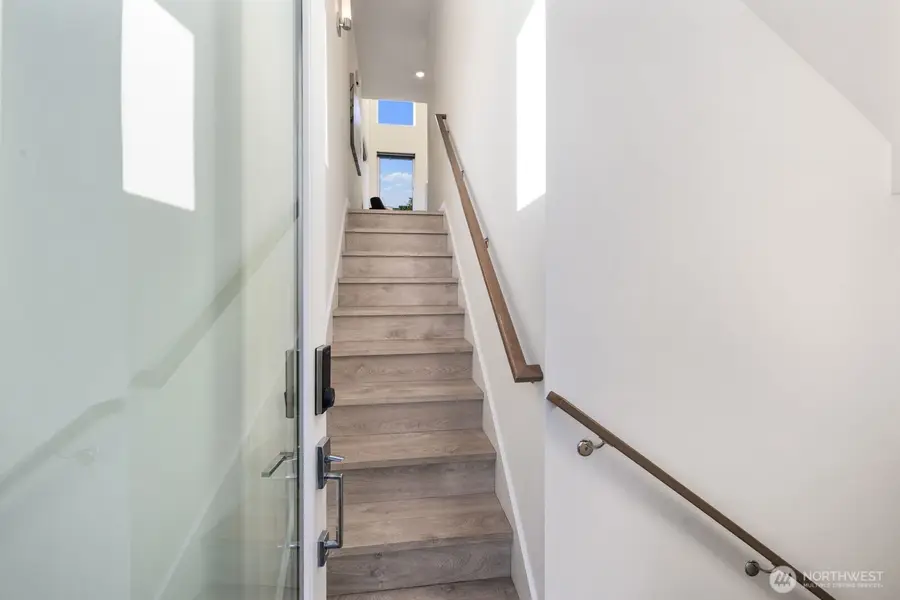 4801 Dayton Avenue N #A, Seattle, WA 98103 - #3