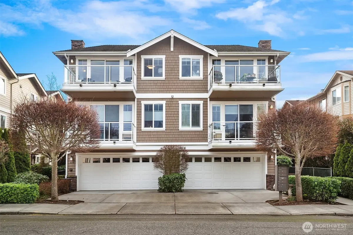 616 Glen Street #202, Edmonds, WA 98020 - #1