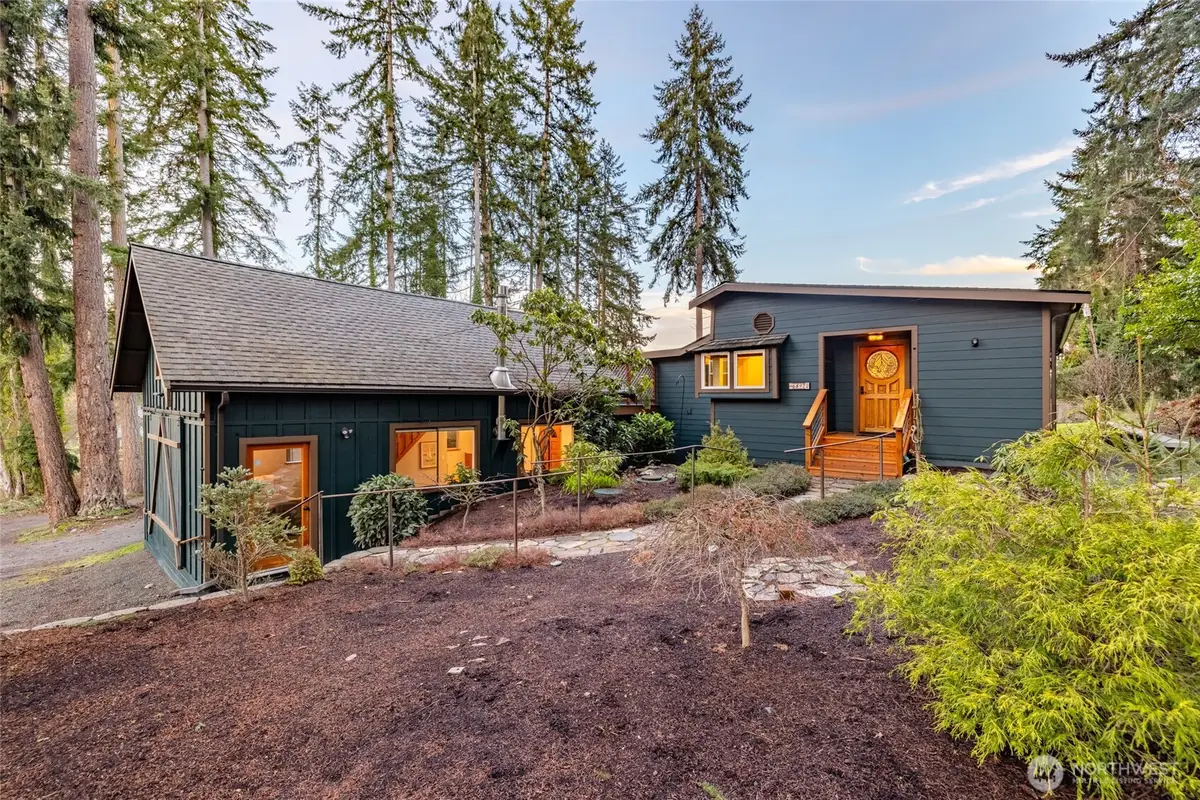 6897 Helena Street, Clinton, WA 98236 - #1