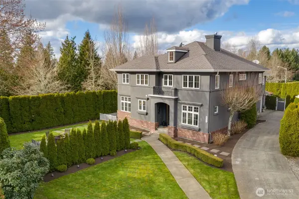 20614 NE 28th Court, Sammamish, WA 98074