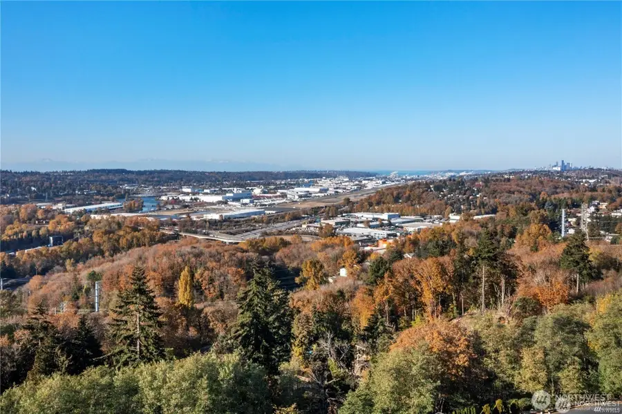 4910 S 111th Street, Seattle, WA 98178 - Image #3