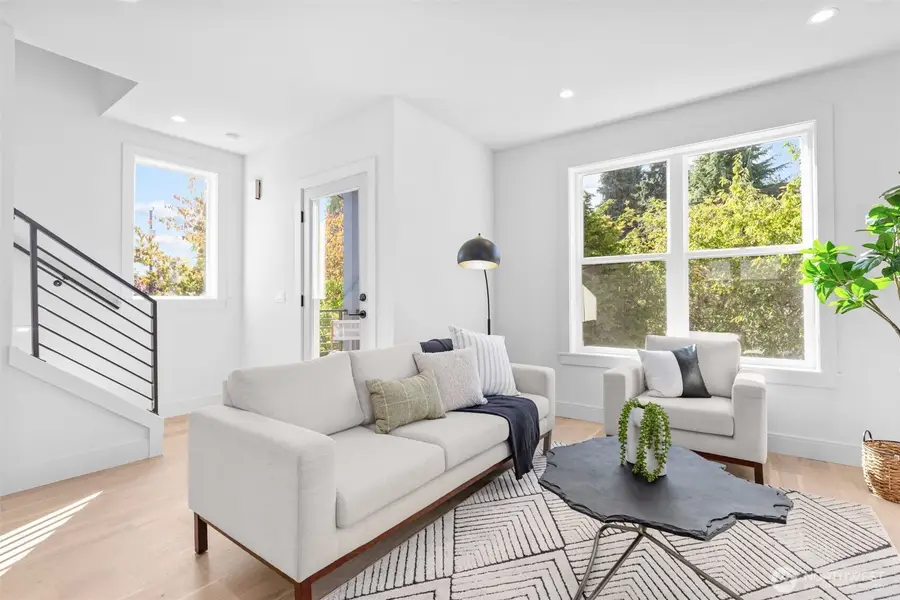 7350 22nd Avenue Nw, Seattle, WA 98117 - #3