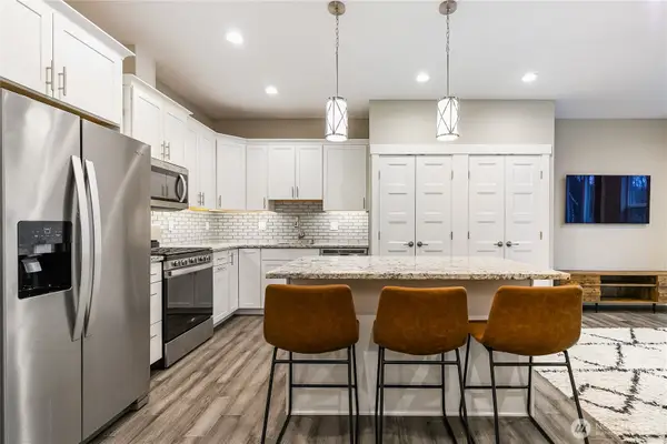 5683 Sunstone Place #102, Ferndale, WA 98248