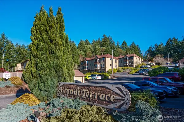 5205 S Orchard Street, University Place, WA 98467