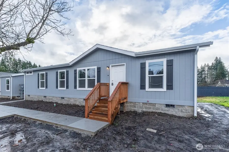 601 Helton Street, Castle Rock, WA 98611 - #3